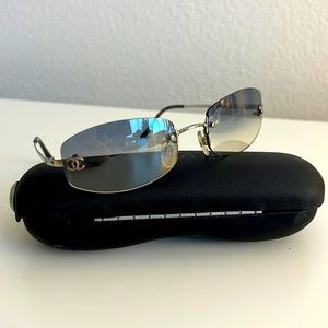 Authentic CHANEL Sunglasses 4002